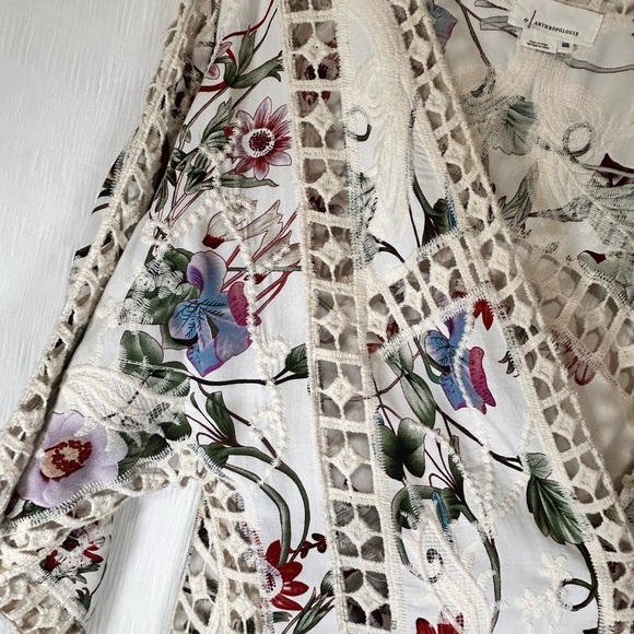 Anthropologie Clea Crochet Kimono - Picture 2 of 7